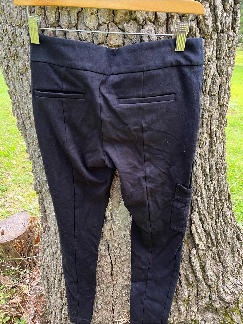⭐️LOFT Pintuck Front Skinny Pant in size 2